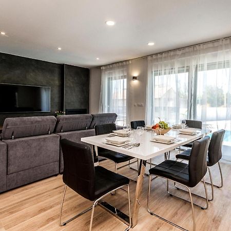 3 Bedroom Beautiful Home In Rastane Donje Donje Rastane Exterior photo